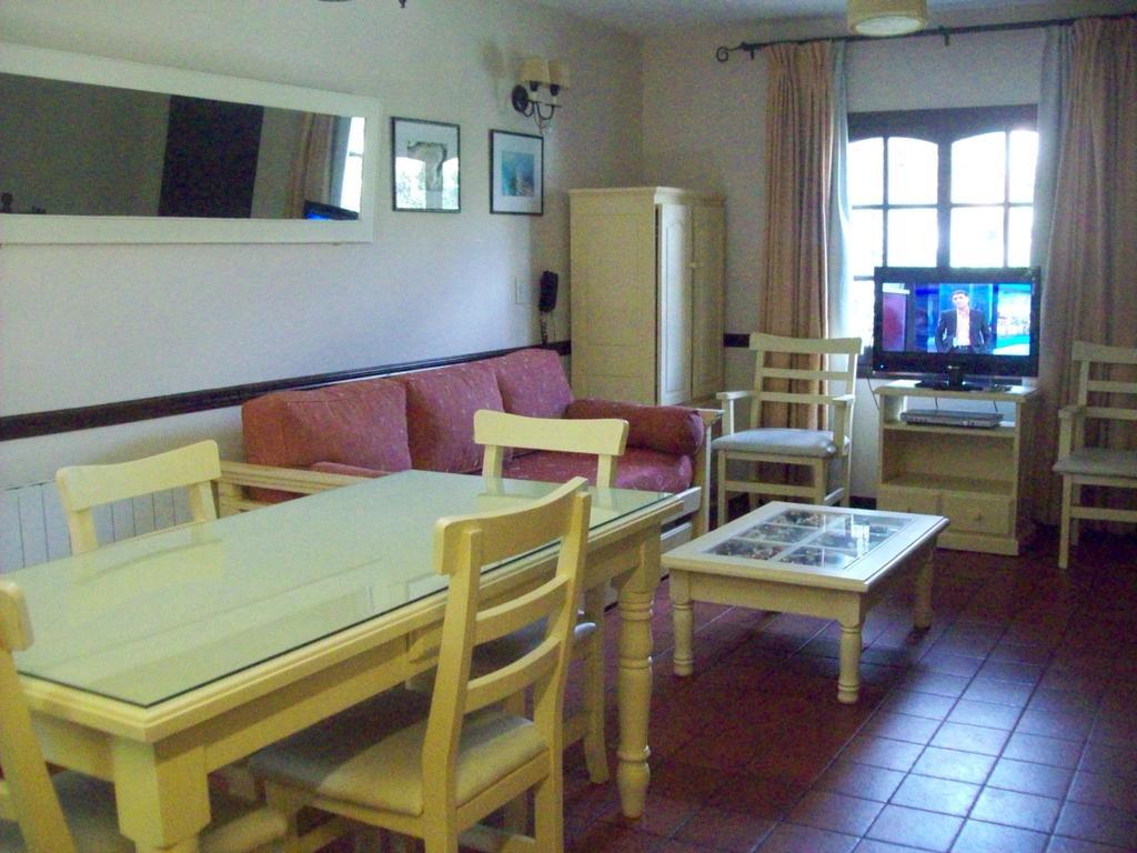 Apart Hotel Las Hadas カリロ 部屋 写真